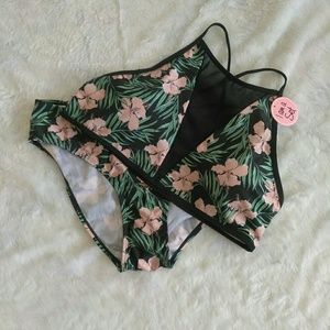 NWT Woman's 2 Piece Swim Suit Black & Coral